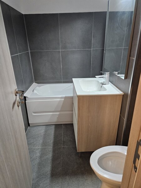 Colentina Tei, etj 2 / la cheie 2camere vanzare